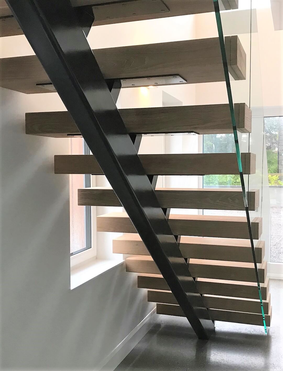 Anthracite grey steel spine stairs